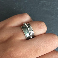 Load image into Gallery viewer, Atman Spinner Ring