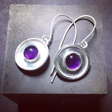 Load image into Gallery viewer, Nightfall Drop Earrings