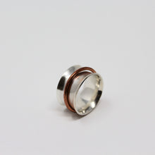 Load image into Gallery viewer, Bodhi Spinner Ring