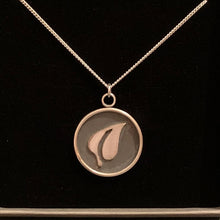 Load image into Gallery viewer, Flora Pendant no.2