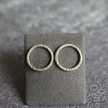 Load image into Gallery viewer, Circle Studs