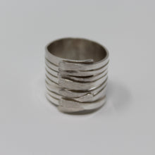 Load image into Gallery viewer, Skeletal Rings