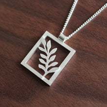Load image into Gallery viewer, Venus of the Woods Pendant