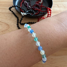 Load image into Gallery viewer, Artisan unisex Mixed Agate bead bracelet handcrafted in the UK
