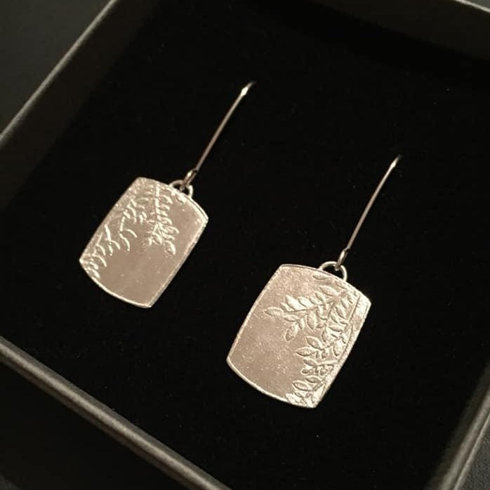 Short clearance hanging earrings