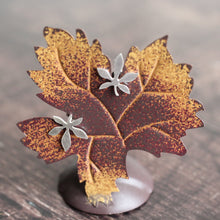 Load image into Gallery viewer, Horse Chestnut Leaf Studs
